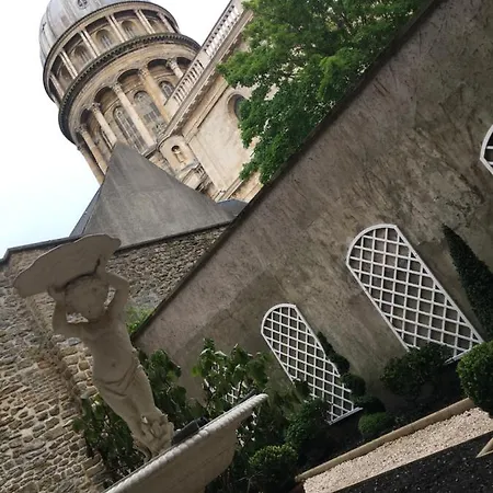 Enclos De L'eveche Panzió