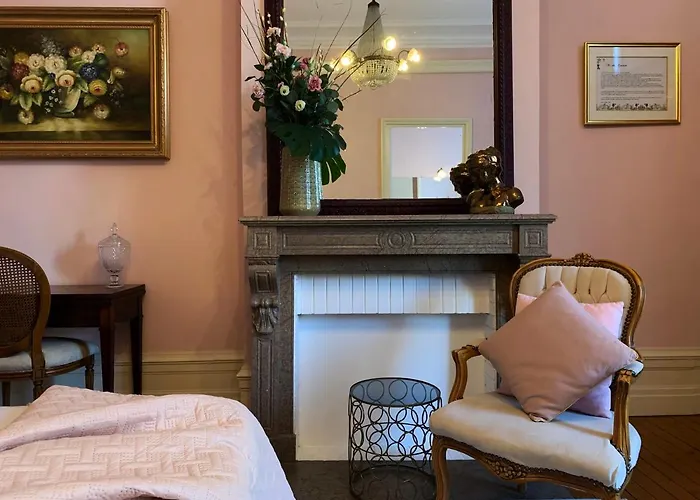 Enclos De L'eveche Bed & Breakfast