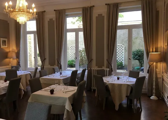 Enclos De L'eveche Bed & Breakfast